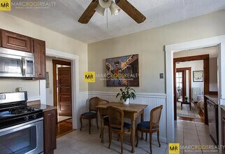 2 Tolman St in Waltham, MA - Building Photo - Building Photo