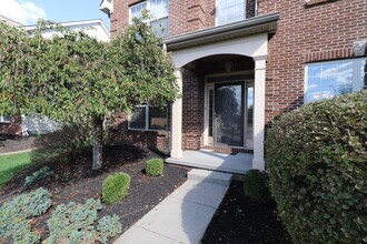 417 Courchelle Dr in Nicholasville, KY - Building Photo - Building Photo