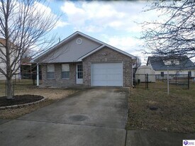 207 Cottrell Ln in Elizabethtown, KY - Building Photo