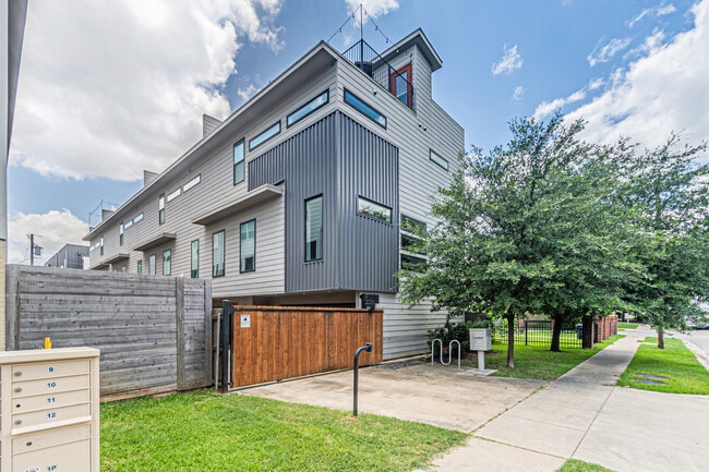 property at 5706 Lindell Ave