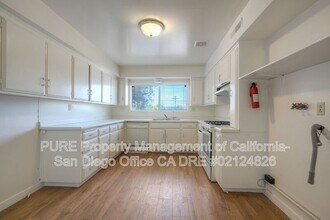 120 Trellis Ln in Escondido, CA - Building Photo - Building Photo