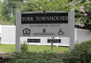 York Townhouses in York, SC - Building Photo - Building Photo