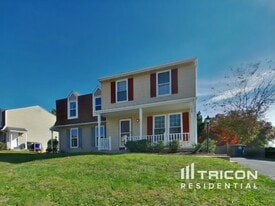 108 Stonegate Dr in Frederick, MD - Building Photo