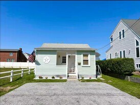 63 Portland Ave in Old Lyme, CT - Building Photo