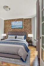 15 W 103rd St in New York, NY - Building Photo - Building Photo