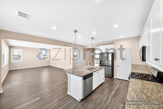 2409 Via Alicante in Corona, CA - Building Photo - Building Photo