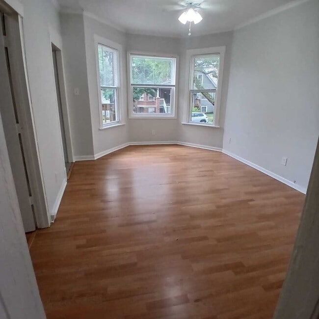 2026 N Kedvale Ave in Chicago, IL - Building Photo - Building Photo