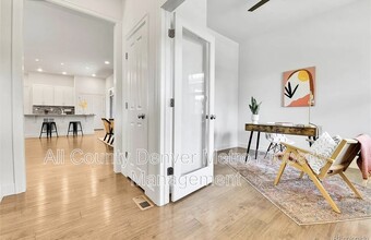 9045 E 58th Dr in Denver, CO - Building Photo - Building Photo