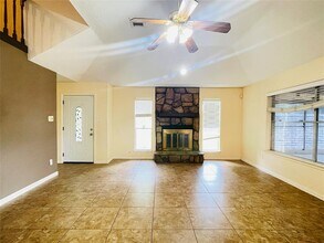 2503 Radcliffe Dr in Sugar Land, TX - Building Photo - Building Photo