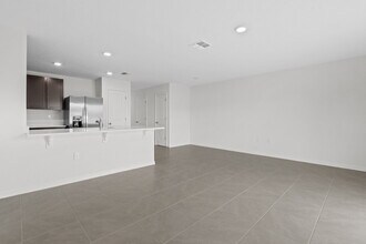 8235 SW 67th Ave in Ocala, FL - Building Photo - Building Photo