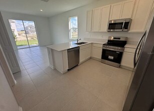 3055 Mindfulness Dr in Clermont, FL - Building Photo - Building Photo