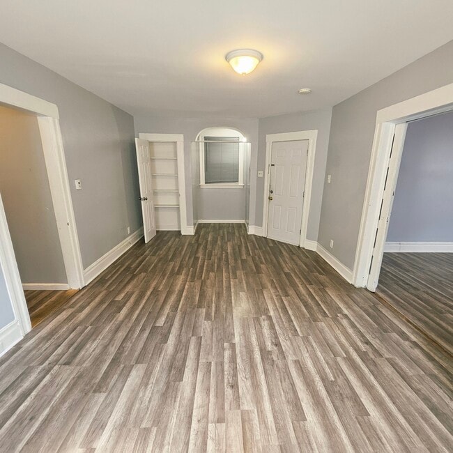 433 Washington Ave, Unit 1 in Belleville, NJ - Building Photo - Building Photo