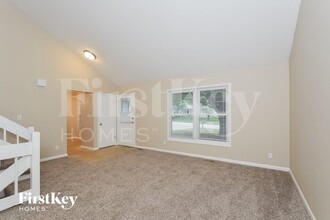 310 Brookwood Trail in McHenry, IL - Building Photo - Building Photo