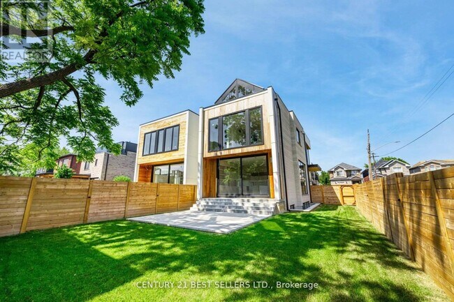 739 Ebony Ave in Mississauga, ON - Building Photo - Building Photo