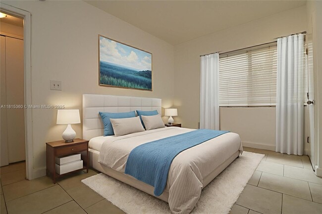 6835 Rue Versailles Dr in Miami Beach, FL - Building Photo - Building Photo