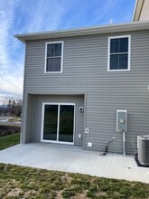 3043 Locust Grv Ct in Harrisonburg, VA - Building Photo - Building Photo