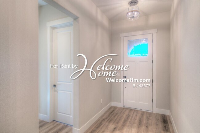 262 Commodore Dr in Reno, NV - Building Photo - Building Photo