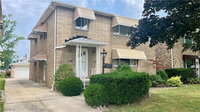 property at 20651-20653 S Lake Shore