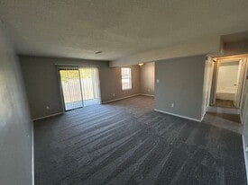 Stephens Park Apartments in Columbia, MO - Building Photo