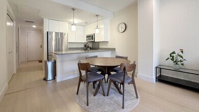 121 Portland St in Boston, MA - Building Photo - Building Photo