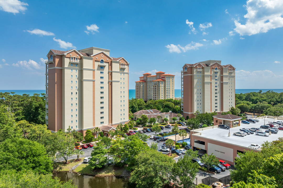 Marriott's OceanWatch Villas at Grande Dunes in Myrtle Beach, SC - Foto de edificio