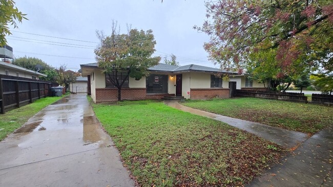 property at 1235 W Dayton Ave