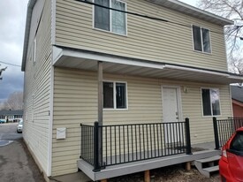 121 S 2nd W in Rigby, ID - Building Photo