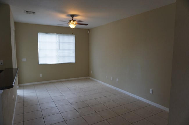 1108 Lucaya Dr in West Palm Beach, FL - Building Photo - Building Photo
