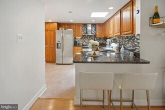 1080 Wisconsin Ave NW in Washington, DC - Building Photo - Building Photo