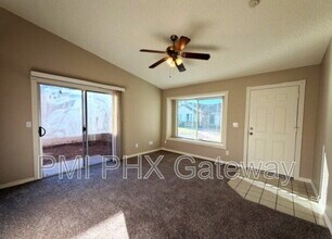 5135 E Evergreen St in Mesa, AZ - Building Photo - Building Photo