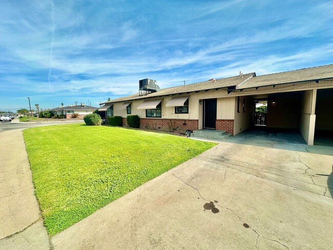 3204-3208 E Normal Ave in Fresno, CA - Building Photo - Building Photo