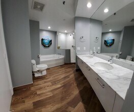 500 Brickell Ave, Unit 3507 in Miami, FL - Building Photo - Building Photo