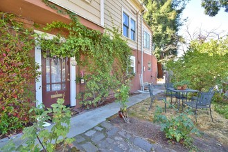 1827 Bay St in Alameda, CA - Building Photo - Other