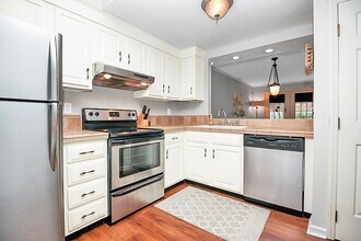 2754 Tiergarten Ln in Charlotte, NC - Building Photo - Building Photo