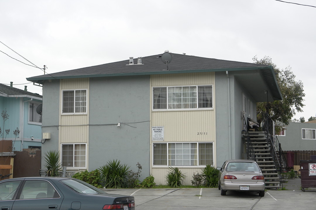 27151 Tyrrell Ave in Hayward, CA - Building Photo