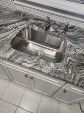 227 Providence St in West Warwick, RI - Foto de edificio - Building Photo