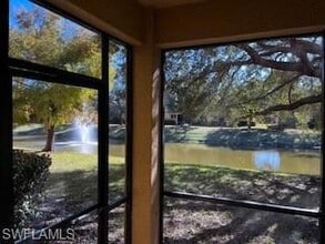 10201 Olivewood Way in Estero, FL - Foto de edificio - Building Photo