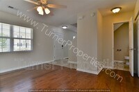 128 Cascade Dr photo'