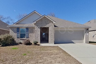 110 Yardley Ct in Lafayette, LA - Building Photo