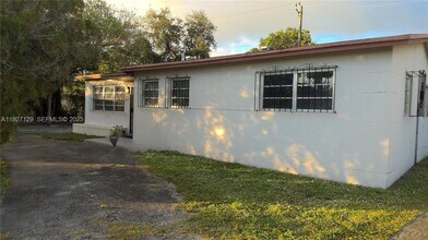 3825 NW 168th Terrace in Miami Gardens, FL - Building Photo - Building Photo