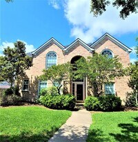 117 S Laguna Pointe Dr in League City, TX - Building Photo