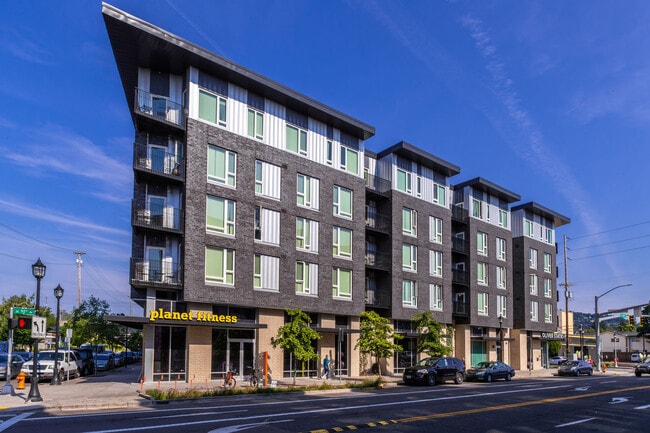 Oliver Station Apartments