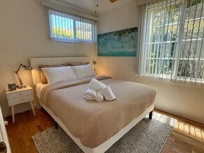 6670 W 86th Pl in Los Angeles, CA - Building Photo - Building Photo