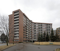 Shepherd Manor in Toronto, ON - Building Photo - Building Photo