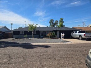 3731 W Fleetwood Ln in Phoenix, AZ - Building Photo - Building Photo