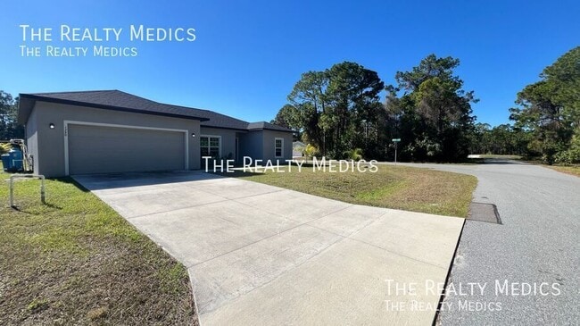 1750 Loquat Ct NW in Palm Bay, FL - Building Photo - Building Photo