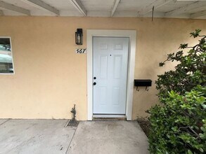 567 Encinitas Ave in San Diego, CA - Building Photo - Building Photo