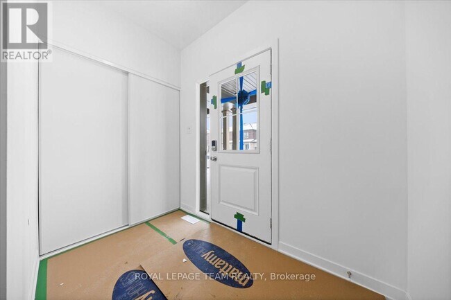 737 Tincture Pl in Ottawa, ON - Building Photo - Building Photo