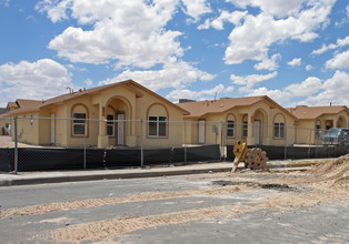 401-421 Park St in El Paso, TX - Building Photo - Building Photo