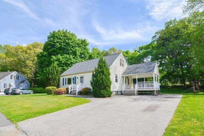 33 Robin Rd in Westborough, MA - Building Photo - Building Photo